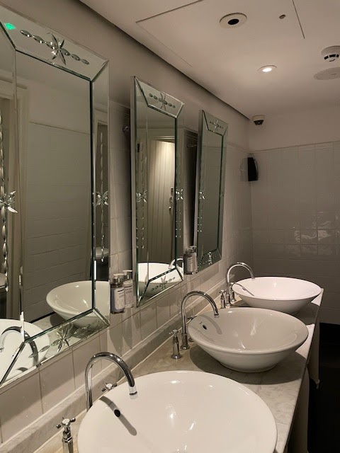 Luxury marble bathroom tiling installation in Mayfair W1 Luxury marble bathroom tiling installation in Mayfair W1